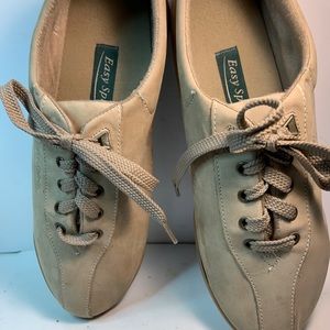 Easy Spirit Anti Gravity Womens Tan Suede Leather